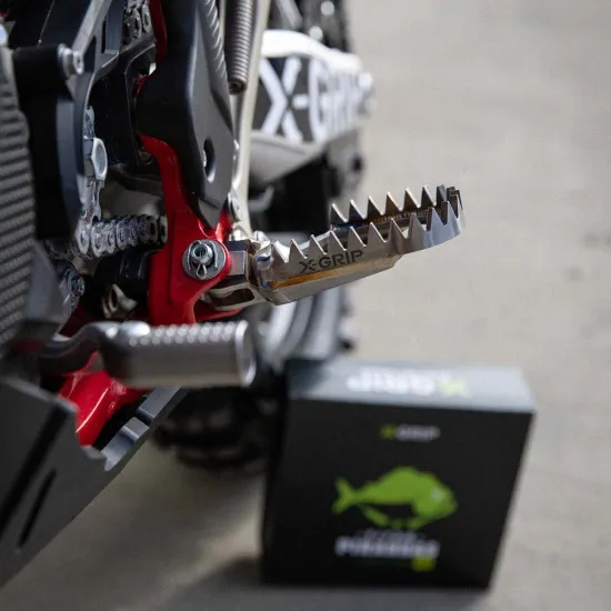 X-GRIP TITAN PIRANHAS footpegs V3 XG-2825-014 #1