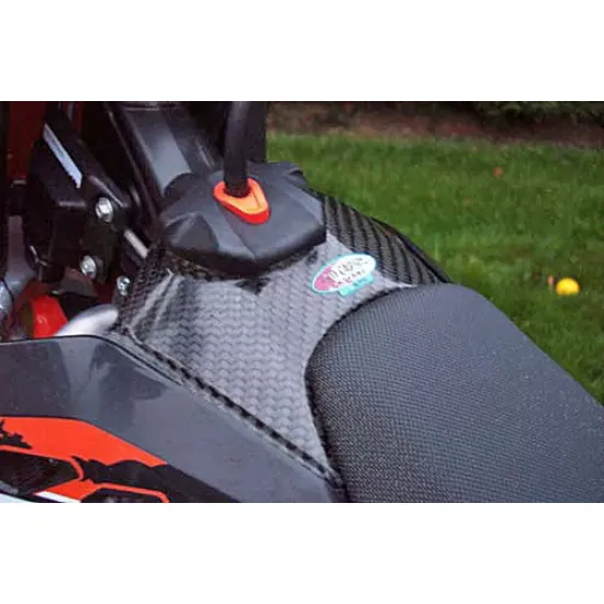 PRO-CARBON RACING KTM TANK COVER 2008-09 TOP – 125 TO 300 EXC/EXC-F + 450 TO 530 EXC-F 2008-11 KT-TC-01
