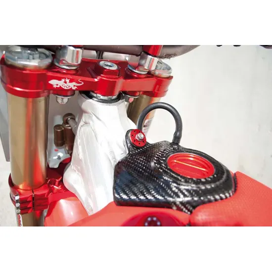 FUEL TANK SPACERS