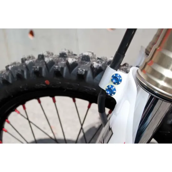 RTECH FRONT HOSE CLIP SCREW - 200.027.002