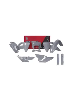 FULL PLASTIC KIT 8 PCS