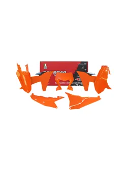 PLASTIC KIT 6 PCS WITH LEFT AIRBOX COVER & ORANGE HEADLIGHT PLASTIC