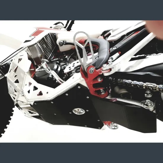 P-TECH Skid Plate with Exhaust Pipe Guard and Plastic Bottom #10