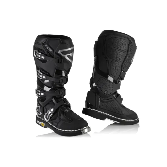 Black (090) #17