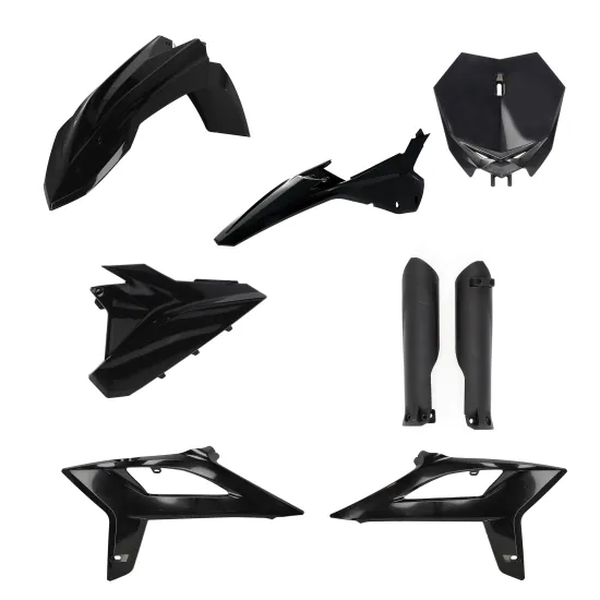 Black (090) #3